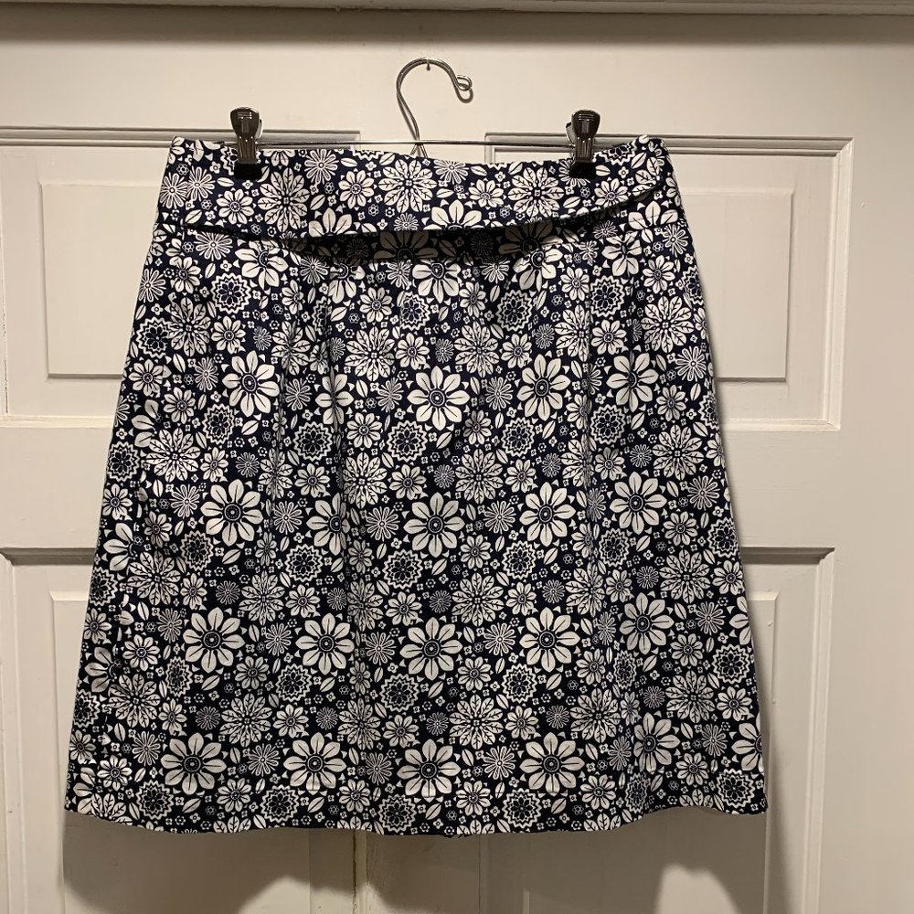 Brooks Brothers~ "346" ~ Floral skirt